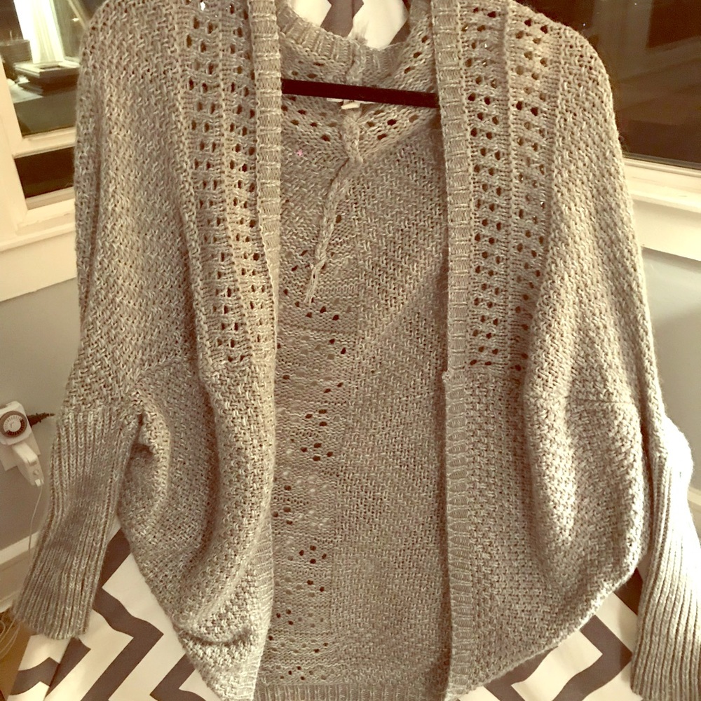 Grey sweater